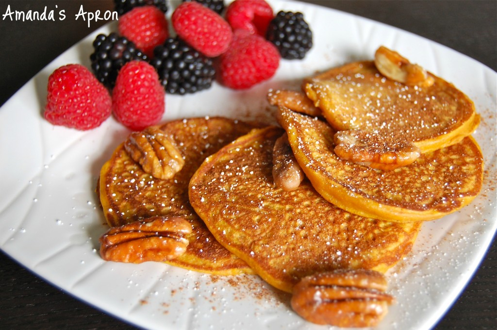 A lovely fall breakfast http://amandasapron.com