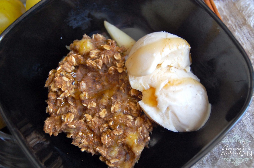 Healthy Pear Crisp Dessert Recipe - vegam, sugar-free, gluten-free